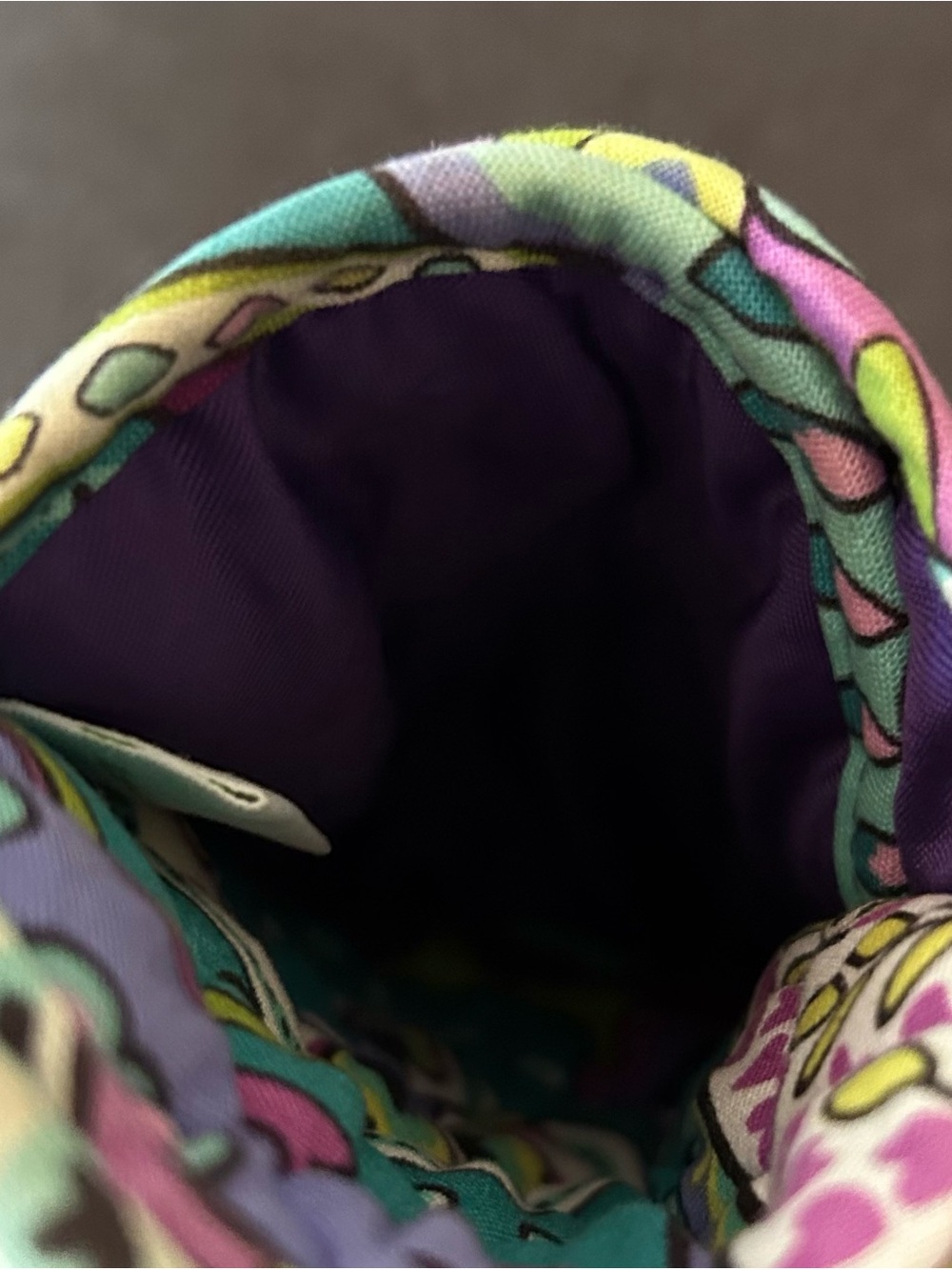 Vera Bradley Quilted Double Eye Case in Retired Heather Pattern - Picture 7 of 13